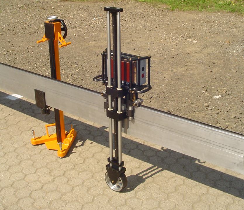 Profilograph « Feinmechanik Charon