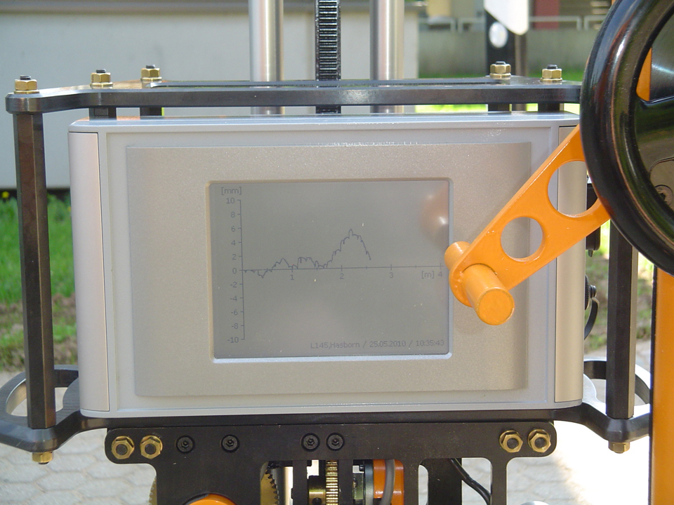 Profilograph « Feinmechanik Charon